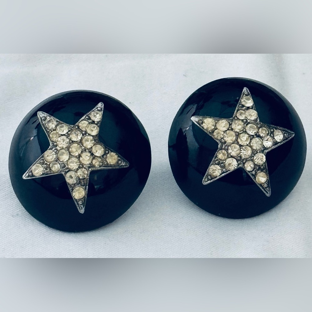 Vintage Clip-on Earrings